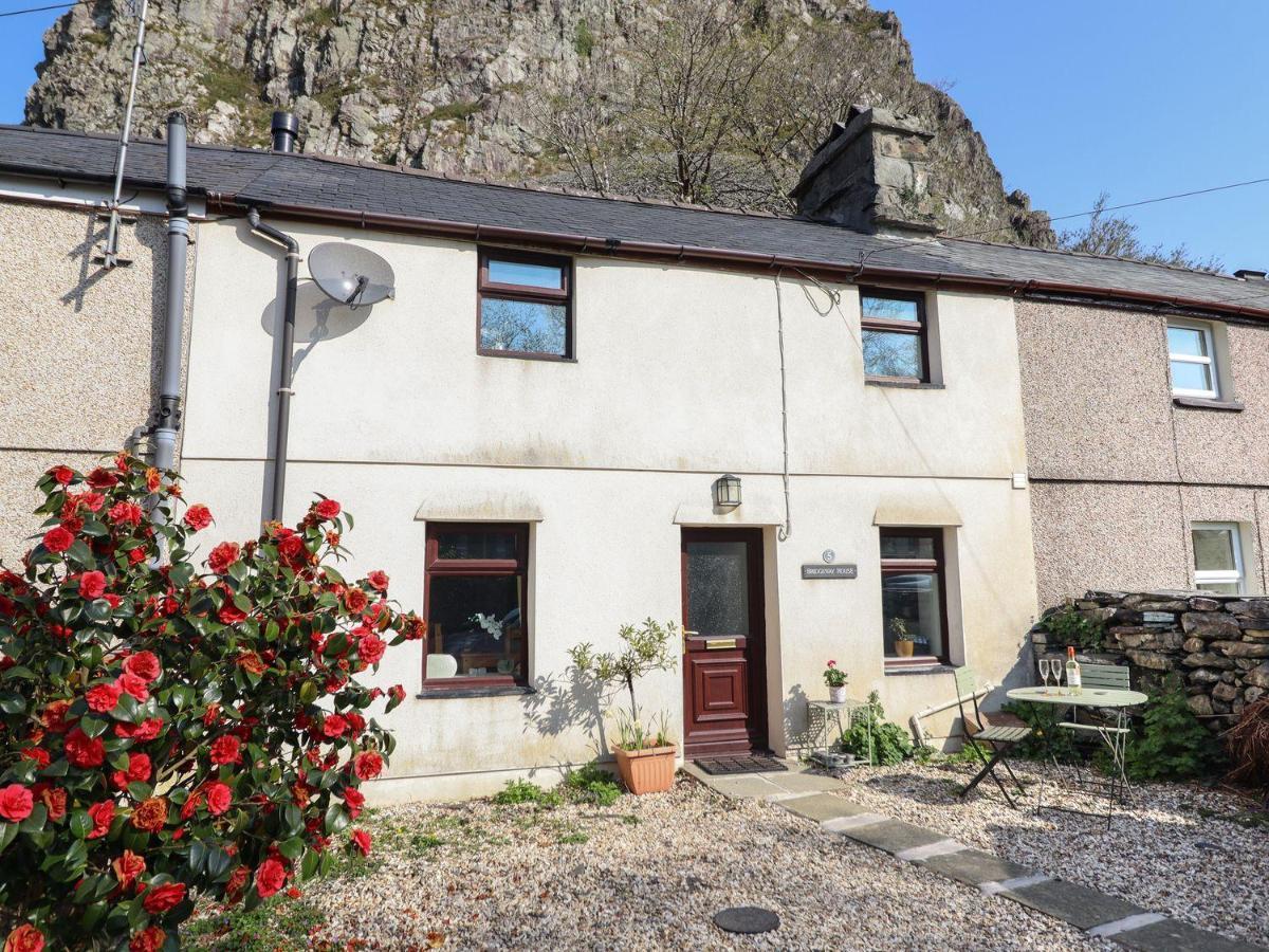 Bridgeway House Villa Blaenau Ffestiniog ภายนอก รูปภาพ